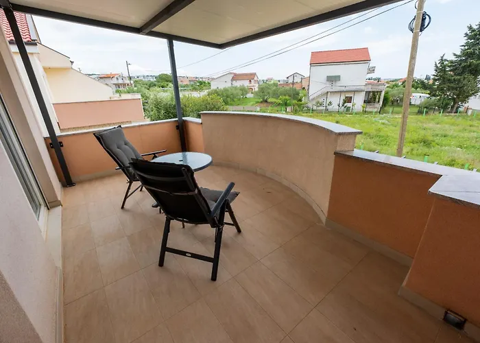 Nina Сasa de vacaciones Turanj